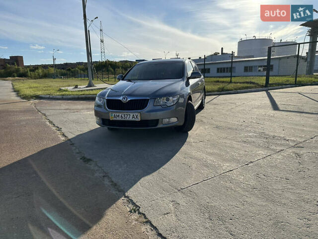 Серый Шкода Суперб, объемом двигателя 1.8 л и пробегом 184 тыс. км за 7700 $, фото 3 на Automoto.ua