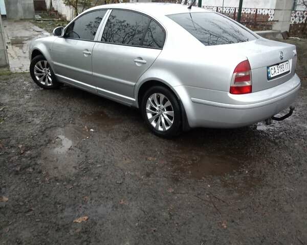 Серый Шкода Суперб, объемом двигателя 1.78 л и пробегом 193 тыс. км за 6200 $, фото 5 на Automoto.ua