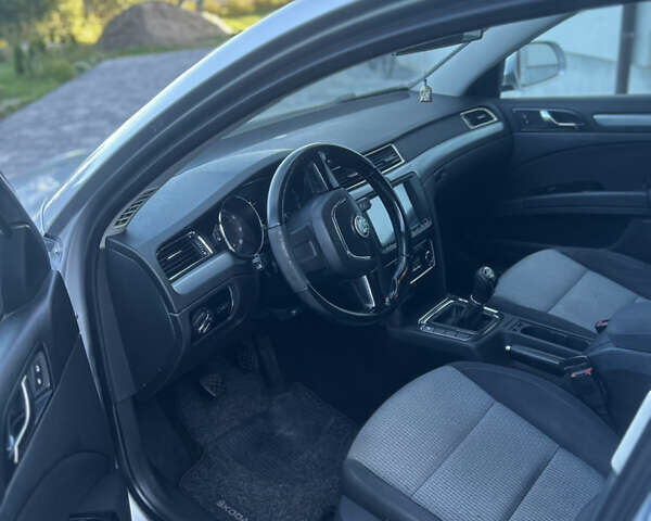 Сірий Шкода Суперб, об'ємом двигуна 1.8 л та пробігом 255 тис. км за 7400 $, фото 11 на Automoto.ua