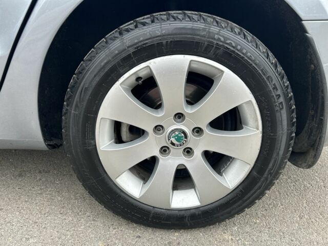 Серый Шкода Суперб, объемом двигателя 1.8 л и пробегом 250 тыс. км за 7499 $, фото 10 на Automoto.ua