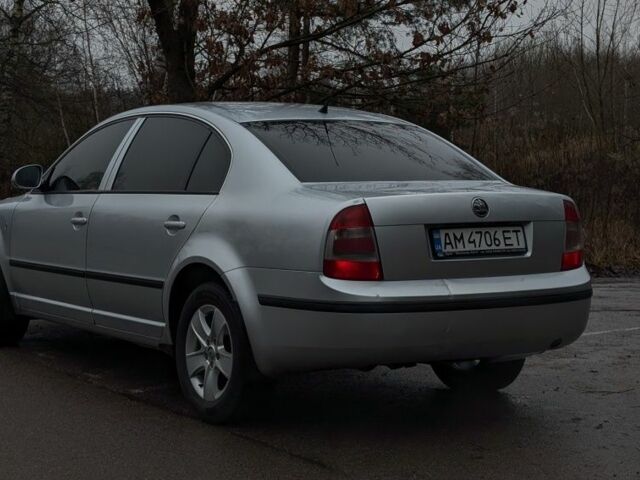 Серый Шкода Суперб, объемом двигателя 1.8 л и пробегом 296 тыс. км за 5500 $, фото 3 на Automoto.ua