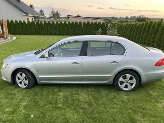 Сірий Шкода Суперб, об'ємом двигуна 0 л та пробігом 214 тис. км за 3500 $, фото 3 на Automoto.ua