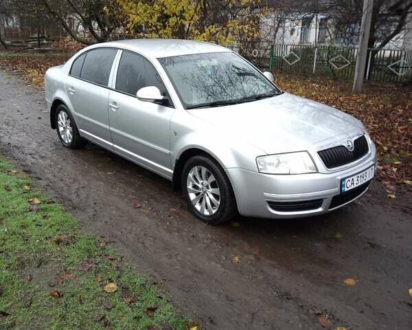 Серый Шкода Суперб, объемом двигателя 1.78 л и пробегом 193 тыс. км за 6200 $, фото 25 на Automoto.ua