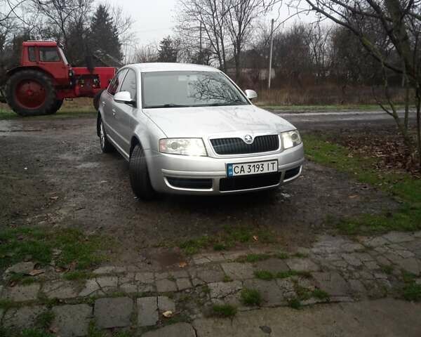 Серый Шкода Суперб, объемом двигателя 1.78 л и пробегом 193 тыс. км за 6200 $, фото 4 на Automoto.ua