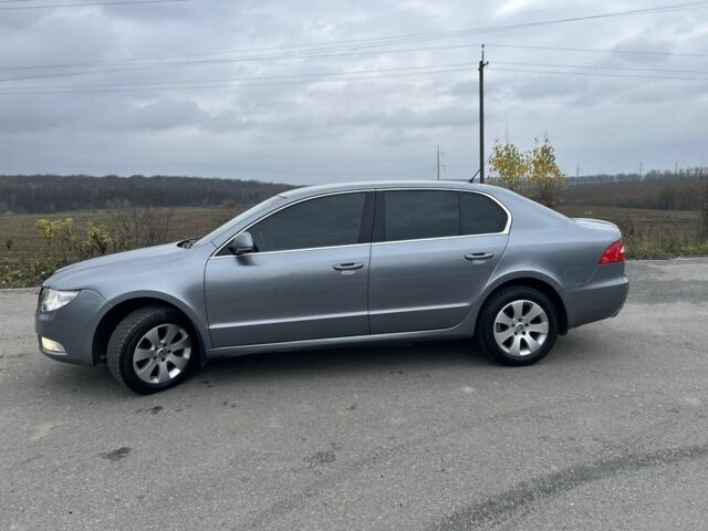 Серый Шкода Суперб, объемом двигателя 1.8 л и пробегом 250 тыс. км за 7499 $, фото 7 на Automoto.ua