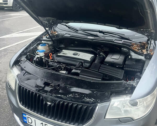 Сірий Шкода Суперб, об'ємом двигуна 1.8 л та пробігом 218 тис. км за 7500 $, фото 15 на Automoto.ua