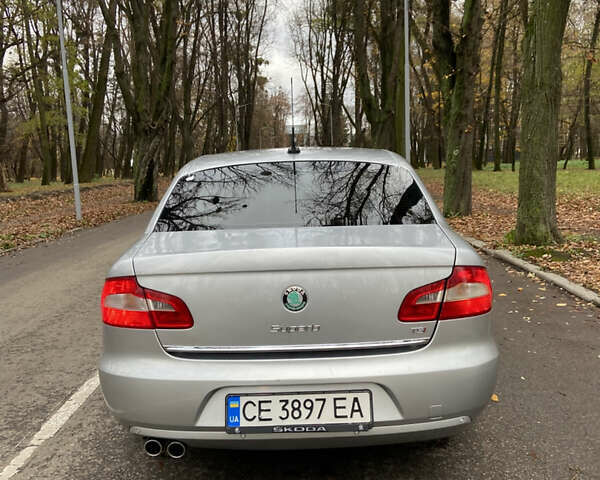 Серый Шкода Суперб, объемом двигателя 1.8 л и пробегом 247 тыс. км за 7400 $, фото 5 на Automoto.ua