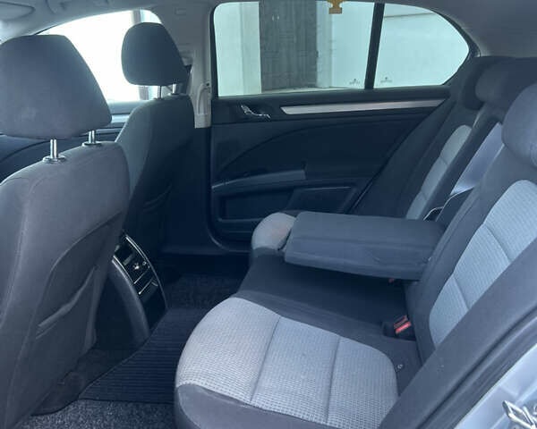 Сірий Шкода Суперб, об'ємом двигуна 1.8 л та пробігом 255 тис. км за 7400 $, фото 13 на Automoto.ua