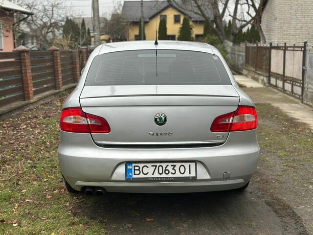 Серый Шкода Суперб, объемом двигателя 1.8 л и пробегом 255 тыс. км за 7499 $, фото 3 на Automoto.ua