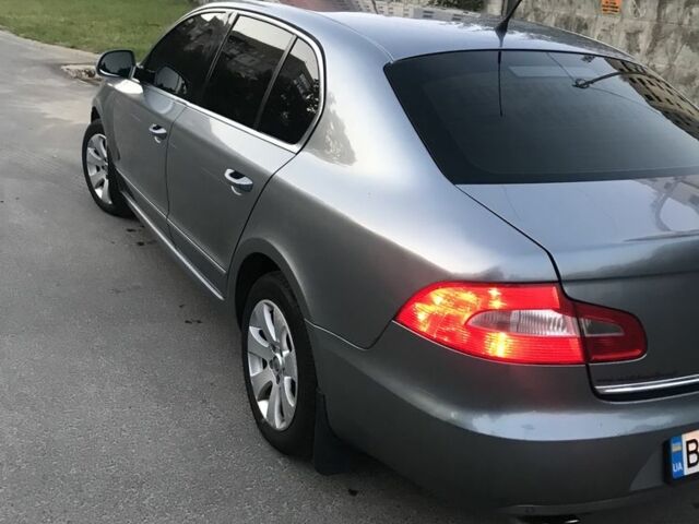 Сірий Шкода Суперб, об'ємом двигуна 2 л та пробігом 361 тис. км за 8100 $, фото 9 на Automoto.ua