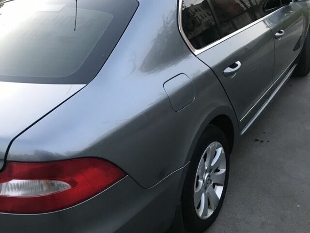 Сірий Шкода Суперб, об'ємом двигуна 2 л та пробігом 361 тис. км за 8100 $, фото 10 на Automoto.ua