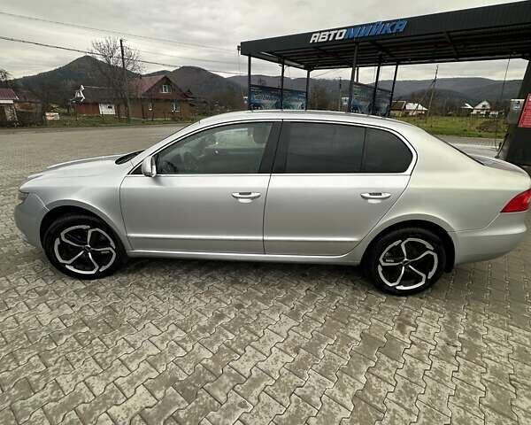 Сірий Шкода Суперб, об'ємом двигуна 1.8 л та пробігом 222 тис. км за 7500 $, фото 1 на Automoto.ua