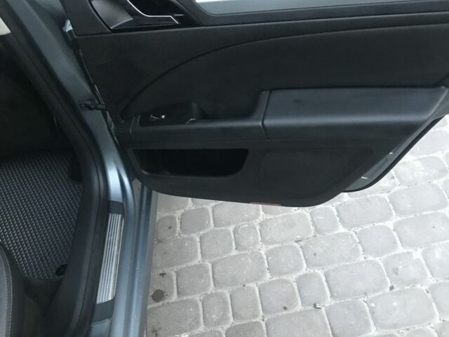 Сірий Шкода Суперб, об'ємом двигуна 2 л та пробігом 361 тис. км за 8100 $, фото 19 на Automoto.ua