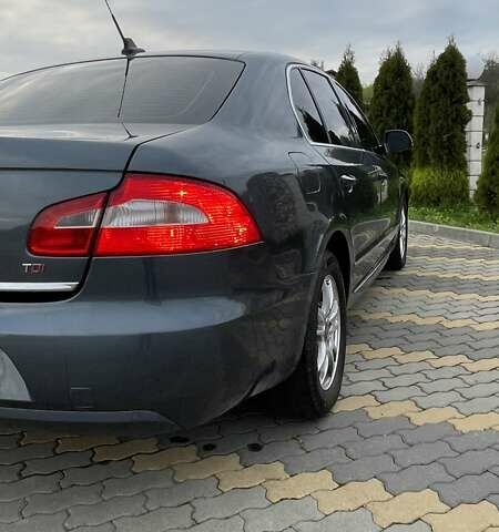 Сірий Шкода Суперб, об'ємом двигуна 1.97 л та пробігом 355 тис. км за 8500 $, фото 8 на Automoto.ua