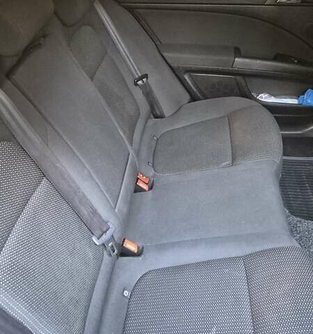 Серый Шкода Суперб, объемом двигателя 1.39 л и пробегом 221 тыс. км за 7000 $, фото 5 на Automoto.ua