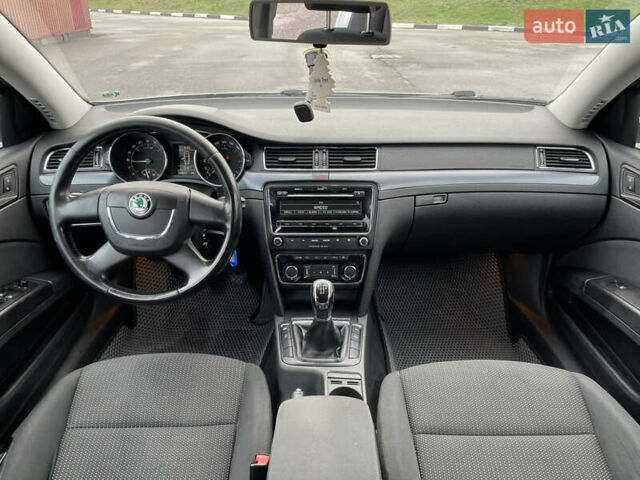 Сірий Шкода Суперб, об'ємом двигуна 1.9 л та пробігом 280 тис. км за 7190 $, фото 14 на Automoto.ua