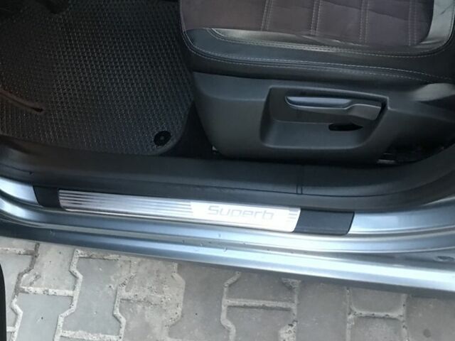 Сірий Шкода Суперб, об'ємом двигуна 2 л та пробігом 361 тис. км за 8100 $, фото 20 на Automoto.ua