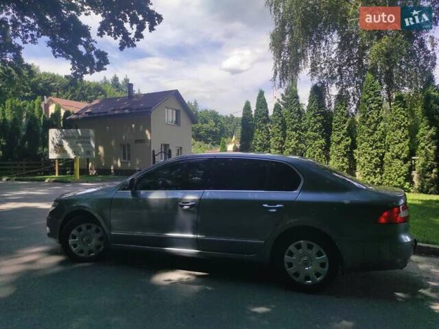 Сірий Шкода Суперб, об'ємом двигуна 1.97 л та пробігом 250 тис. км за 8599 $, фото 12 на Automoto.ua
