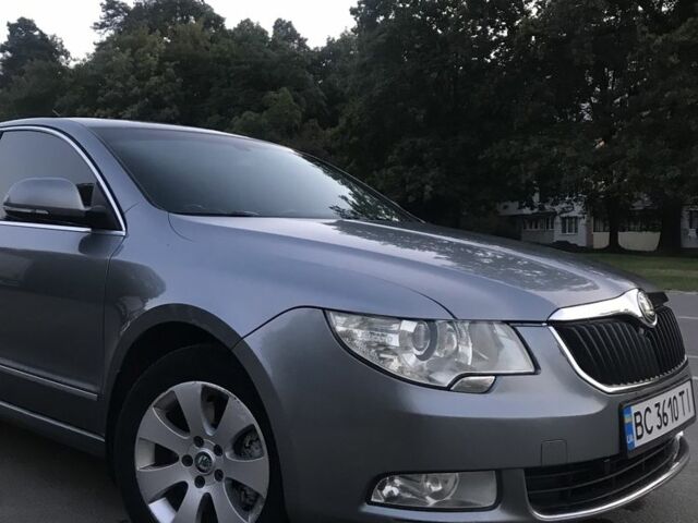 Сірий Шкода Суперб, об'ємом двигуна 2 л та пробігом 361 тис. км за 8100 $, фото 3 на Automoto.ua