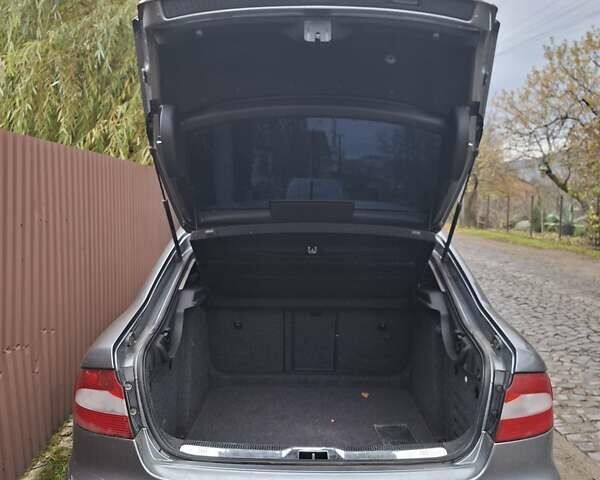 Серый Шкода Суперб, объемом двигателя 1.8 л и пробегом 227 тыс. км за 9044 $, фото 7 на Automoto.ua