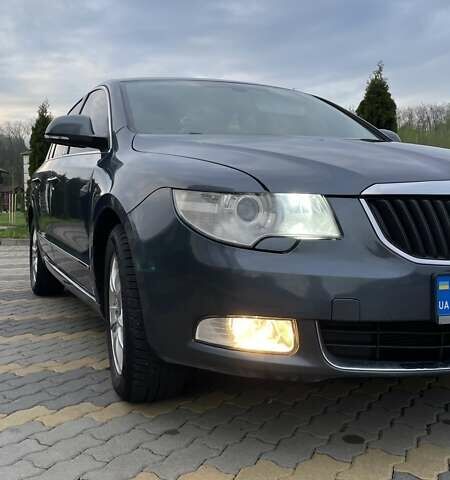 Сірий Шкода Суперб, об'ємом двигуна 1.97 л та пробігом 355 тис. км за 8500 $, фото 13 на Automoto.ua