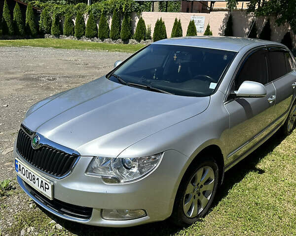 Серый Шкода Суперб, объемом двигателя 1.8 л и пробегом 70 тыс. км за 11000 $, фото 15 на Automoto.ua