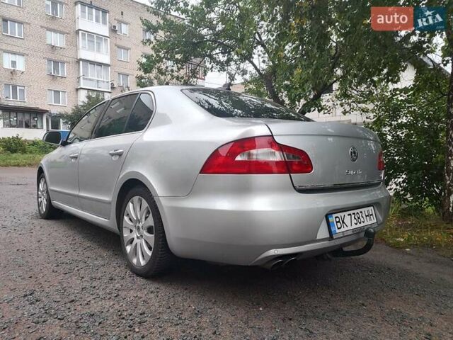 Сірий Шкода Суперб, об'ємом двигуна 1.97 л та пробігом 150 тис. км за 9300 $, фото 3 на Automoto.ua