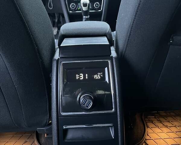 Сірий Шкода Суперб, об'ємом двигуна 1.97 л та пробігом 355 тис. км за 8500 $, фото 23 на Automoto.ua