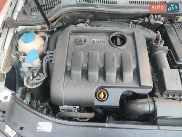 Серый Шкода Суперб, объемом двигателя 1.9 л и пробегом 297 тыс. км за 8450 $, фото 8 на Automoto.ua