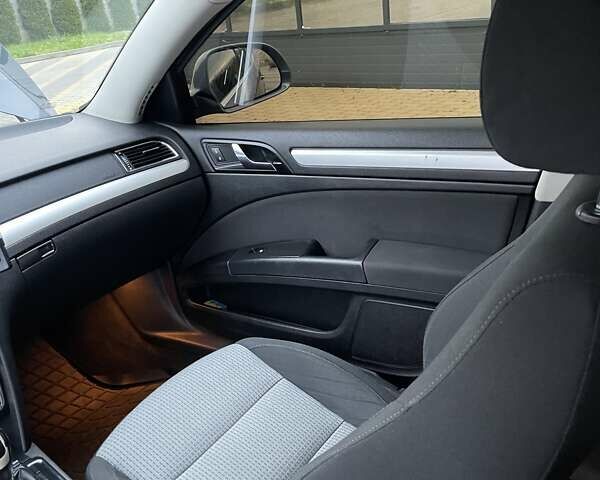 Сірий Шкода Суперб, об'ємом двигуна 1.97 л та пробігом 355 тис. км за 8500 $, фото 22 на Automoto.ua