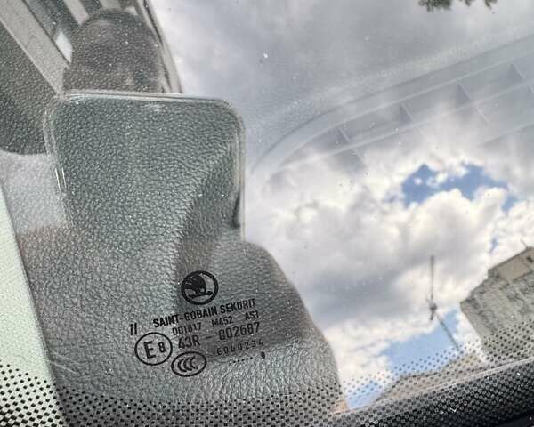 Сірий Шкода Суперб, об'ємом двигуна 1.9 л та пробігом 283 тис. км за 7500 $, фото 20 на Automoto.ua