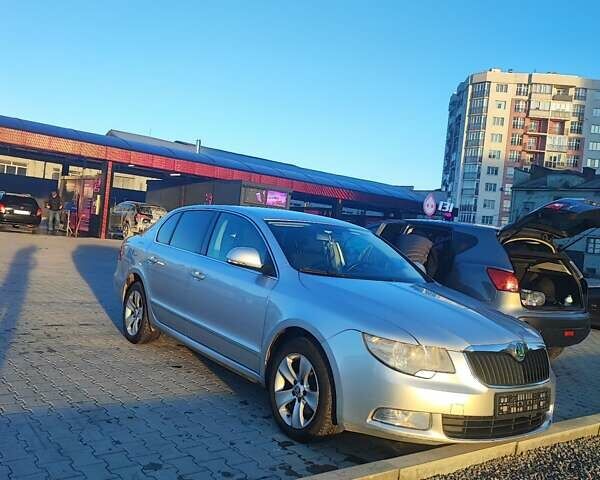 Серый Шкода Суперб, объемом двигателя 1.9 л и пробегом 297 тыс. км за 8450 $, фото 1 на Automoto.ua