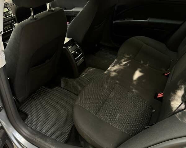 Сірий Шкода Суперб, об'ємом двигуна 1.9 л та пробігом 283 тис. км за 7500 $, фото 28 на Automoto.ua