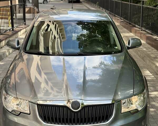 Сірий Шкода Суперб, об'ємом двигуна 1.9 л та пробігом 283 тис. км за 7500 $, фото 1 на Automoto.ua