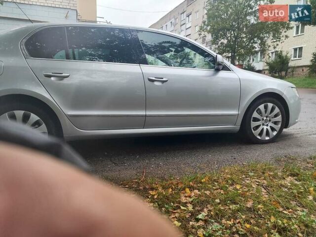 Сірий Шкода Суперб, об'ємом двигуна 1.97 л та пробігом 150 тис. км за 9300 $, фото 6 на Automoto.ua