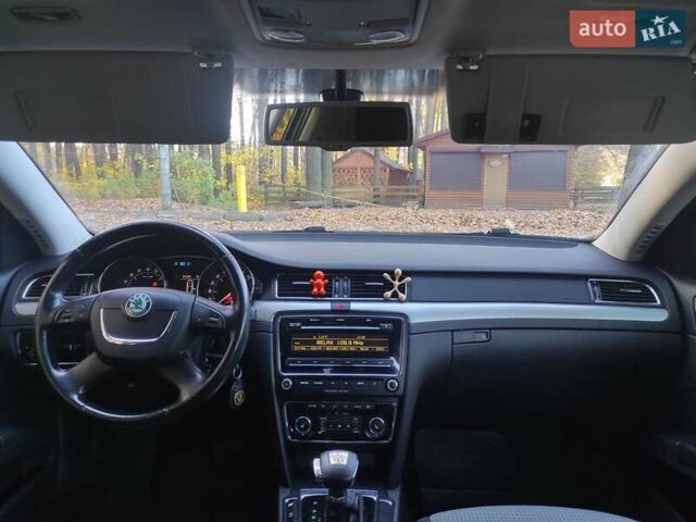 Серый Шкода Суперб, объемом двигателя 1.97 л и пробегом 250 тыс. км за 8699 $, фото 22 на Automoto.ua