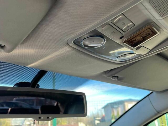 Серый Шкода Суперб, объемом двигателя 2 л и пробегом 280 тыс. км за 9500 $, фото 15 на Automoto.ua