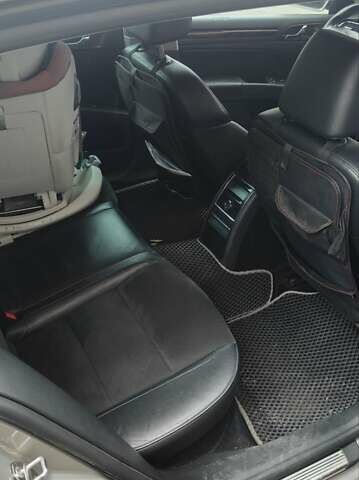 Сірий Шкода Суперб, об'ємом двигуна 1.97 л та пробігом 335 тис. км за 9500 $, фото 9 на Automoto.ua