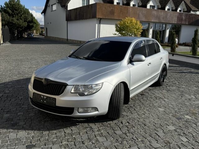 Шкода Суперб 2010 в Ровно на Automoto.ua Серый Шкода Суперб, объемом двигателя 1.9 л и пробегом 400 тыс. км за 4300 $, фото 3 на Automoto.ua