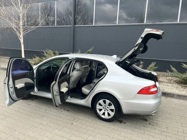 Сірий Шкода Суперб, об'ємом двигуна 1.8 л та пробігом 260 тис. км за 8200 $, фото 5 на Automoto.ua