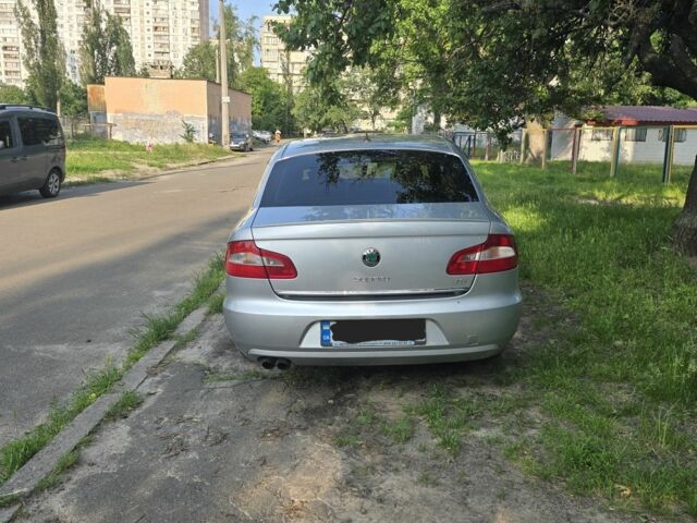 Сірий Шкода Суперб, об'ємом двигуна 0 л та пробігом 227 тис. км за 8000 $, фото 4 на Automoto.ua