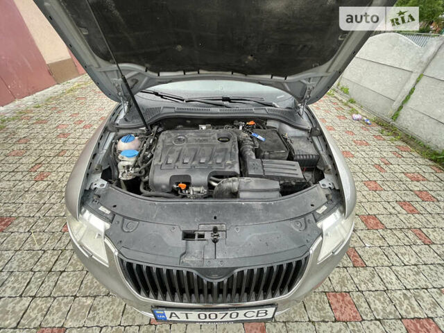 Шкода Суперб 2010 в Ивано-Франковске на Automoto.ua Серый Шкода Суперб, объемом двигателя 1.97 л и пробегом 253 тыс. км за 10000 $, фото 25 на Automoto.ua