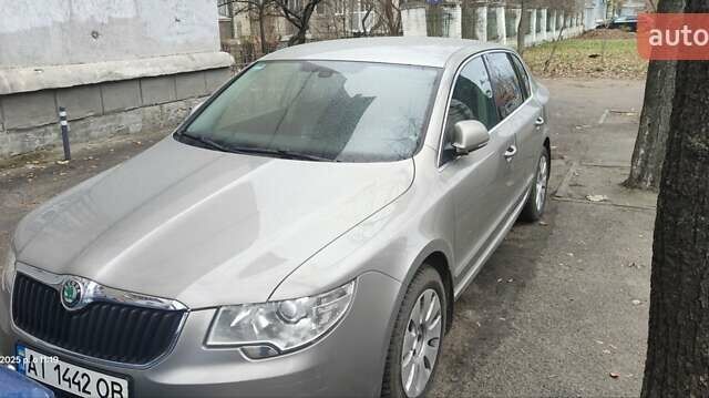 Сірий Шкода Суперб, об'ємом двигуна 1.97 л та пробігом 335 тис. км за 9500 $, фото 2 на Automoto.ua