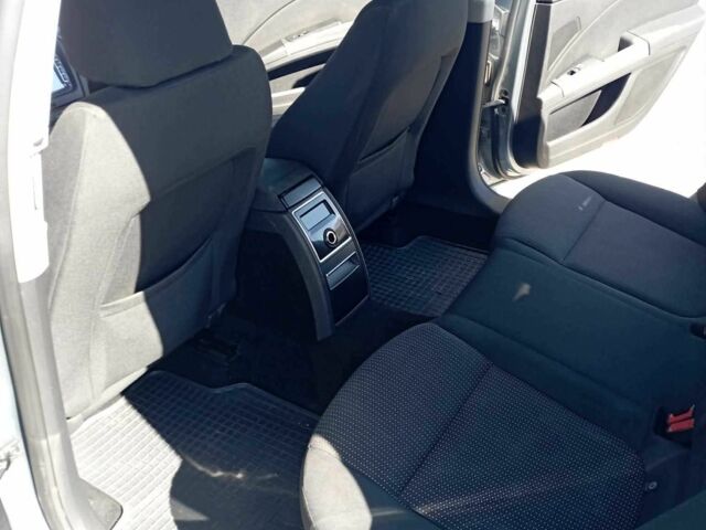 Серый Шкода Суперб, объемом двигателя 1.8 л и пробегом 237 тыс. км за 8223 $, фото 9 на Automoto.ua