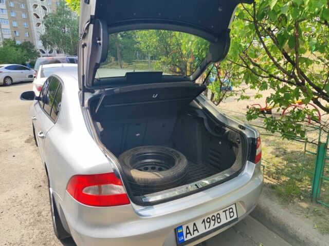 Сірий Шкода Суперб, об'ємом двигуна 1.8 л та пробігом 189 тис. км за 9250 $, фото 3 на Automoto.ua
