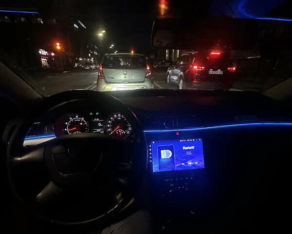 Серый Шкода Суперб, объемом двигателя 1.8 л и пробегом 218 тыс. км за 10500 $, фото 20 на Automoto.ua