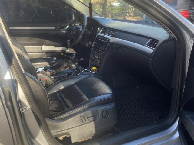 Сірий Шкода Суперб, об'ємом двигуна 1.9 л та пробігом 490 тис. км за 4399 $, фото 6 на Automoto.ua