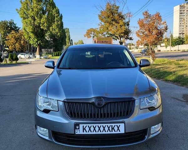 Сірий Шкода Суперб, об'ємом двигуна 1.78 л та пробігом 240 тис. км за 8600 $, фото 6 на Automoto.ua