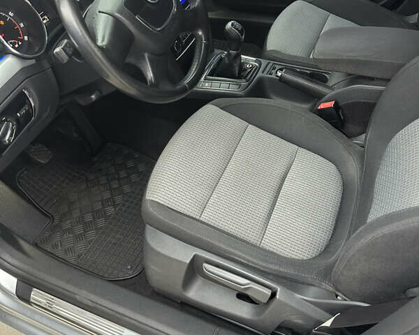 Серый Шкода Суперб, объемом двигателя 1.8 л и пробегом 218 тыс. км за 10500 $, фото 17 на Automoto.ua