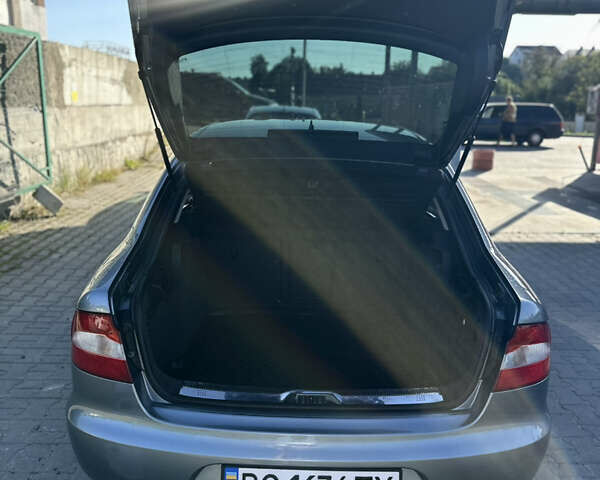 Сірий Шкода Суперб, об'ємом двигуна 2 л та пробігом 286 тис. км за 9800 $, фото 5 на Automoto.ua